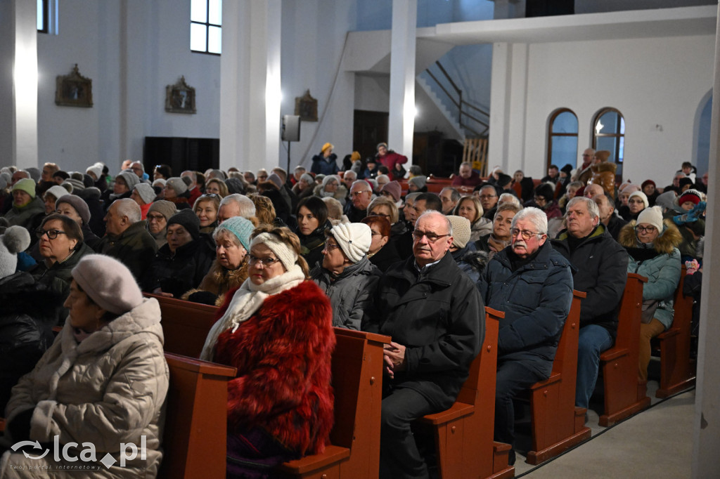 Religijno-świąteczny koncert Bayer Full w Legnicy