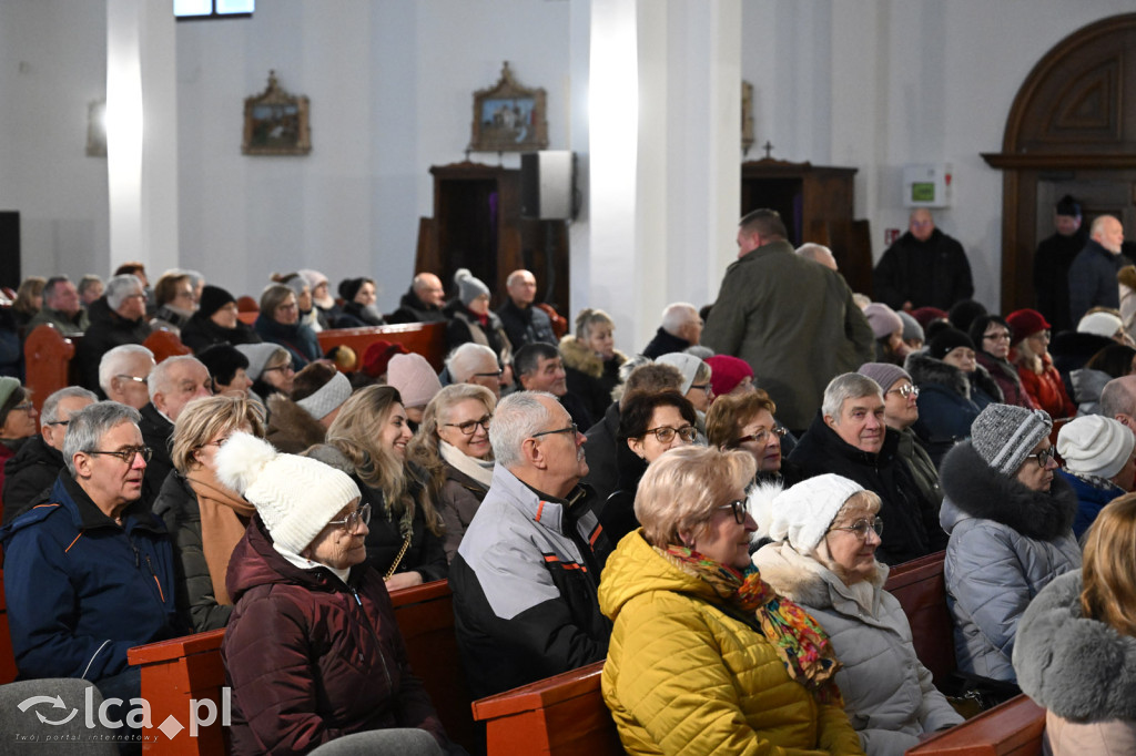 Religijno-świąteczny koncert Bayer Full w Legnicy