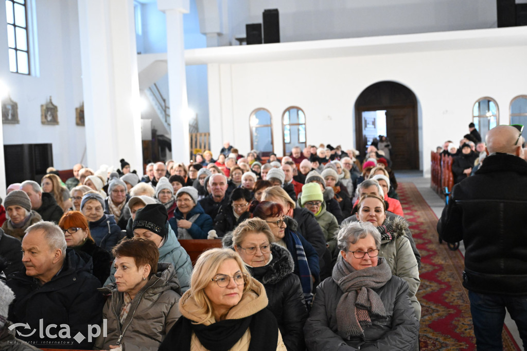 Religijno-świąteczny koncert Bayer Full w Legnicy