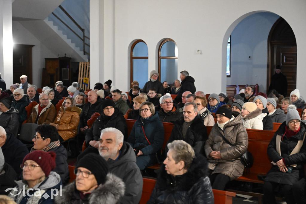 Religijno-świąteczny koncert Bayer Full w Legnicy