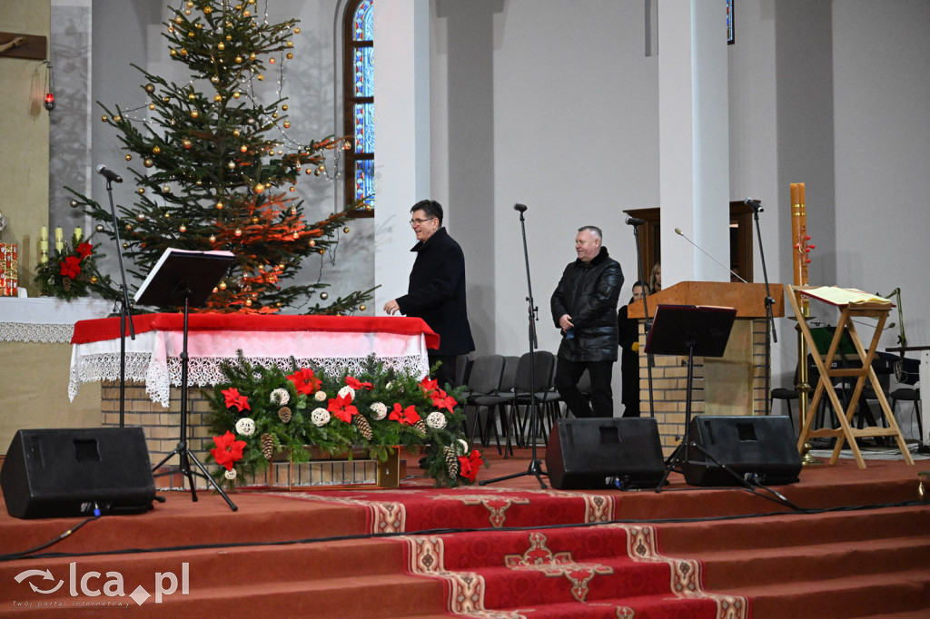 Religijno-świąteczny koncert Bayer Full w Legnicy