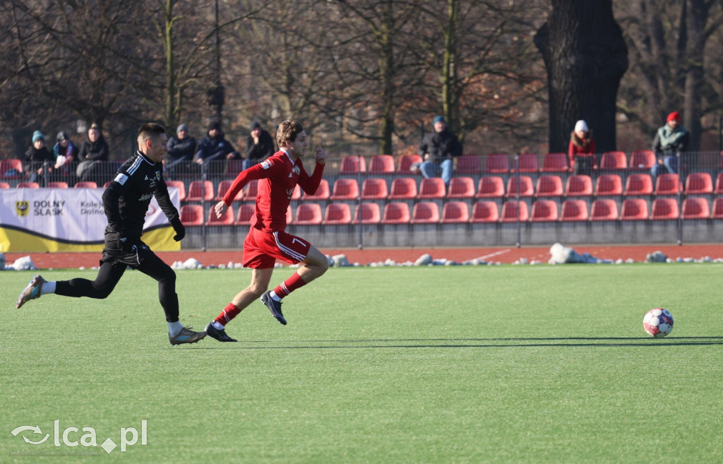 Miedź II Legnica zwycięża Karkonosze 3:1
