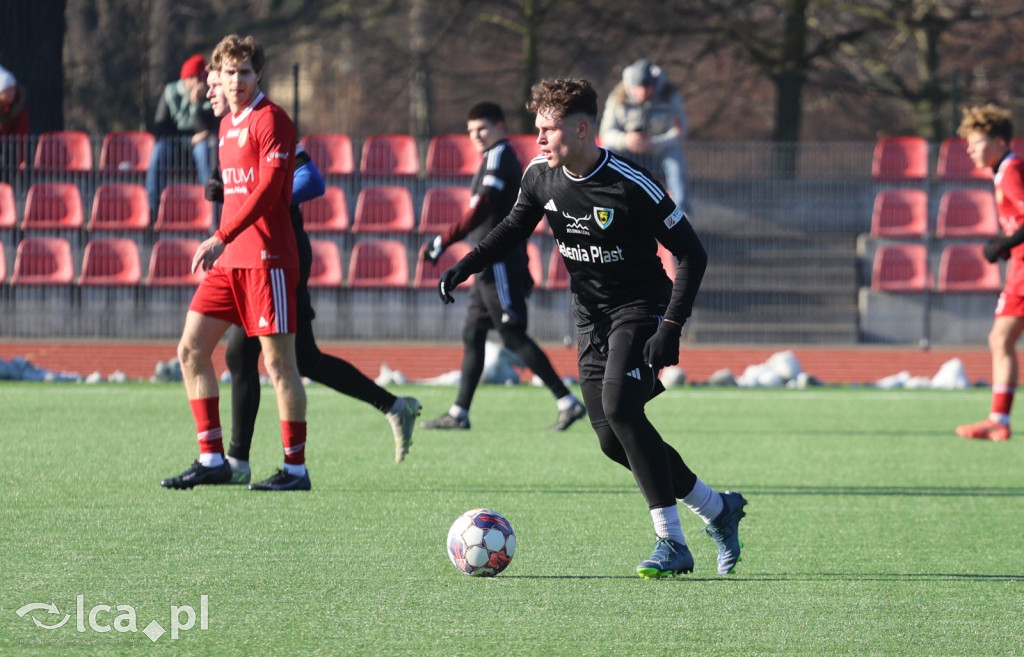 Miedź II Legnica zwycięża Karkonosze 3:1