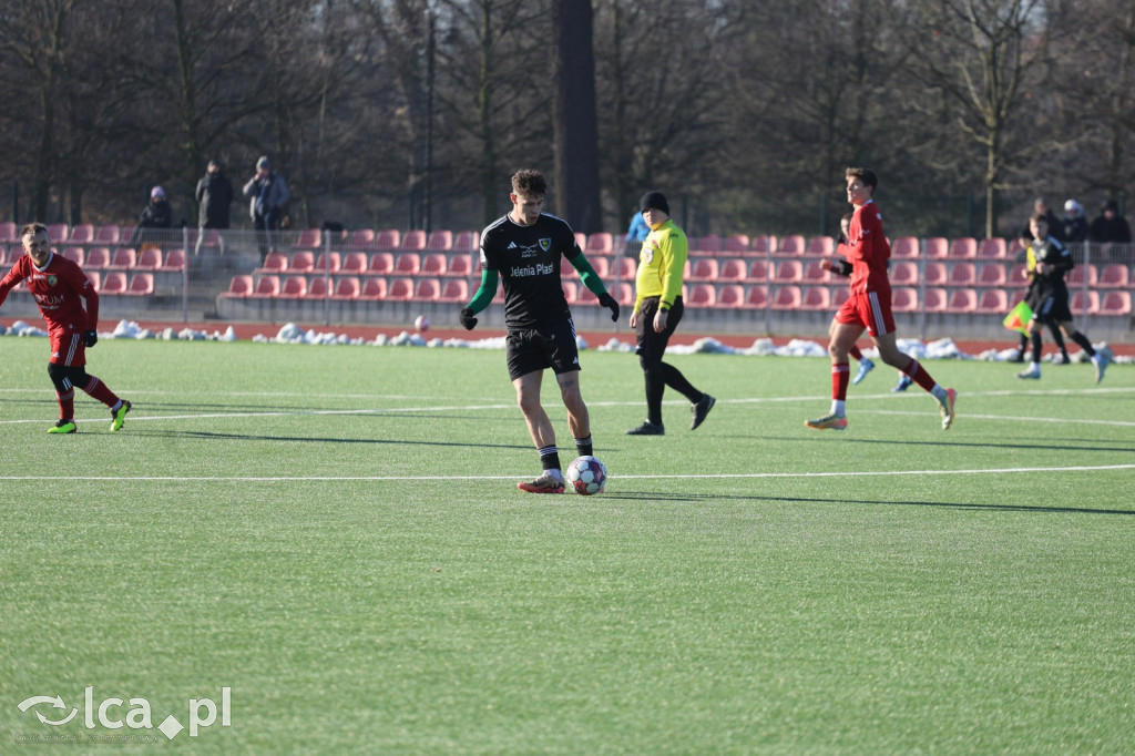 Miedź II Legnica zwycięża Karkonosze 3:1