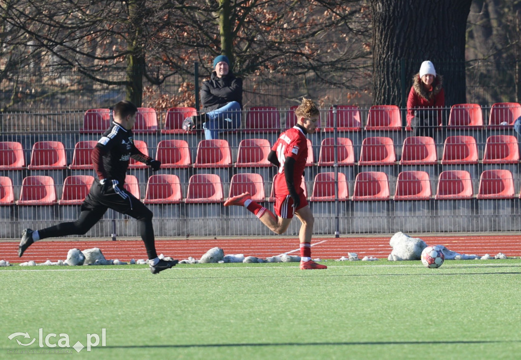 Miedź II Legnica zwycięża Karkonosze 3:1