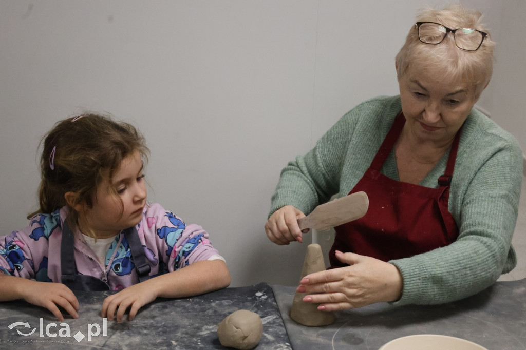 Warsztaty ceramiczne na Dzień Babci i Dziadka