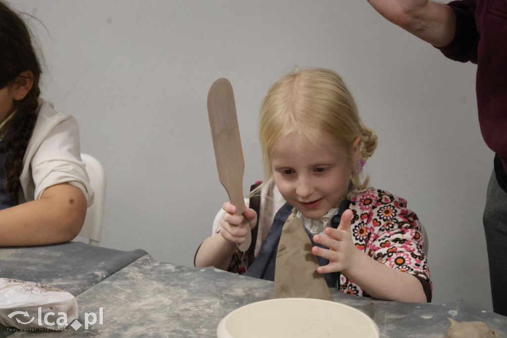 Warsztaty ceramiczne na Dzień Babci i Dziadka