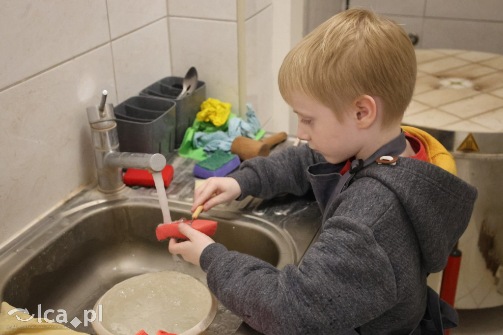 Warsztaty ceramiczne na Dzień Babci i Dziadka