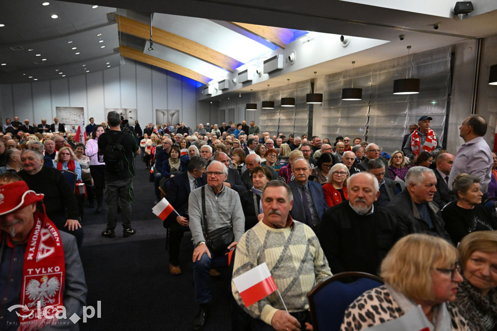 Ponad tysiąc osób na spotkaniu z Karolem Nawrockim