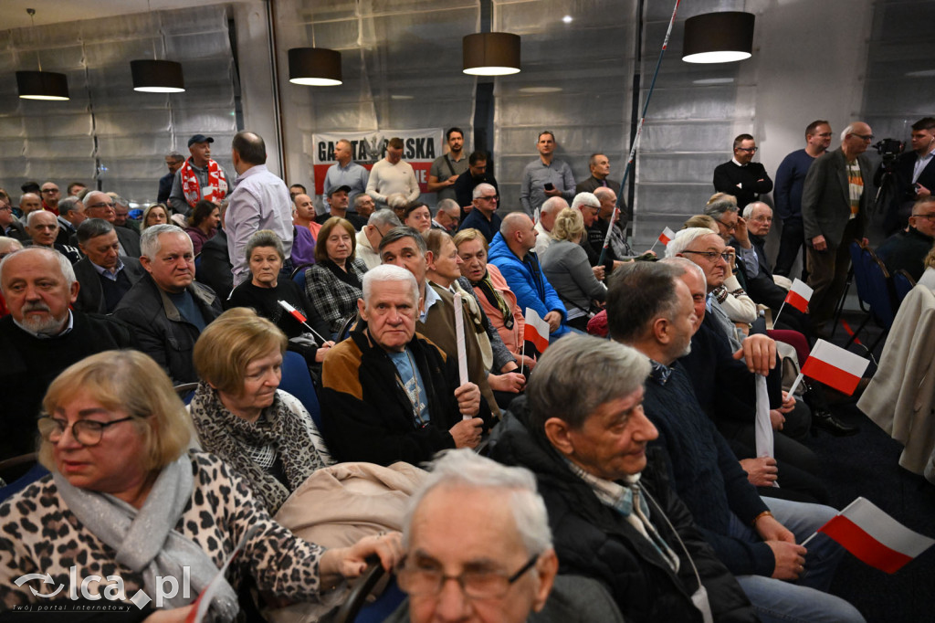 Ponad tysiąc osób na spotkaniu z Karolem Nawrockim