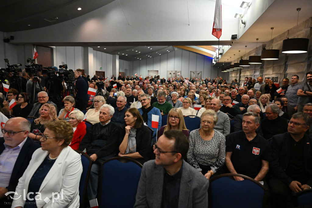 Ponad tysiąc osób na spotkaniu z Karolem Nawrockim