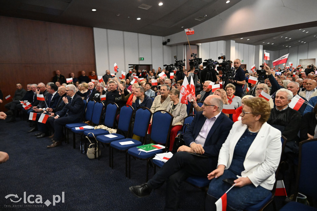 Ponad tysiąc osób na spotkaniu z Karolem Nawrockim