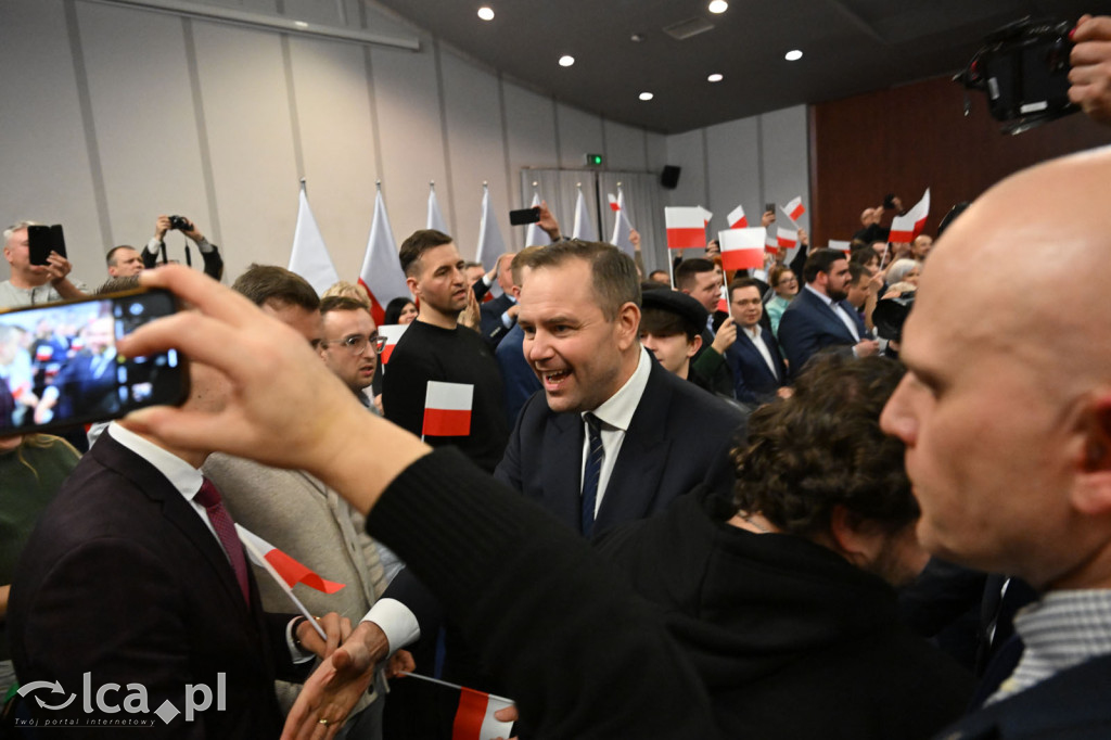 Ponad tysiąc osób na spotkaniu z Karolem Nawrockim