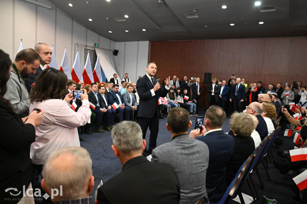 Ponad tysiąc osób na spotkaniu z Karolem Nawrockim