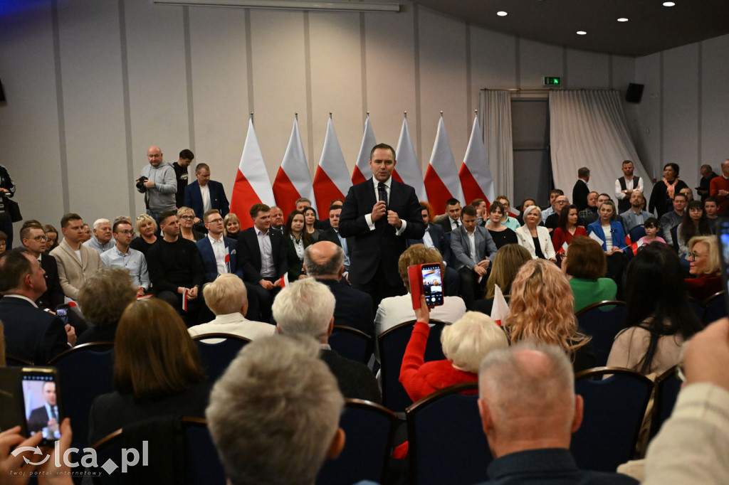 Ponad tysiąc osób na spotkaniu z Karolem Nawrockim