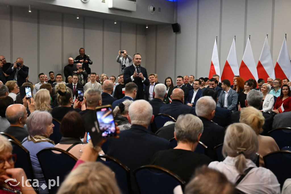 Ponad tysiąc osób na spotkaniu z Karolem Nawrockim