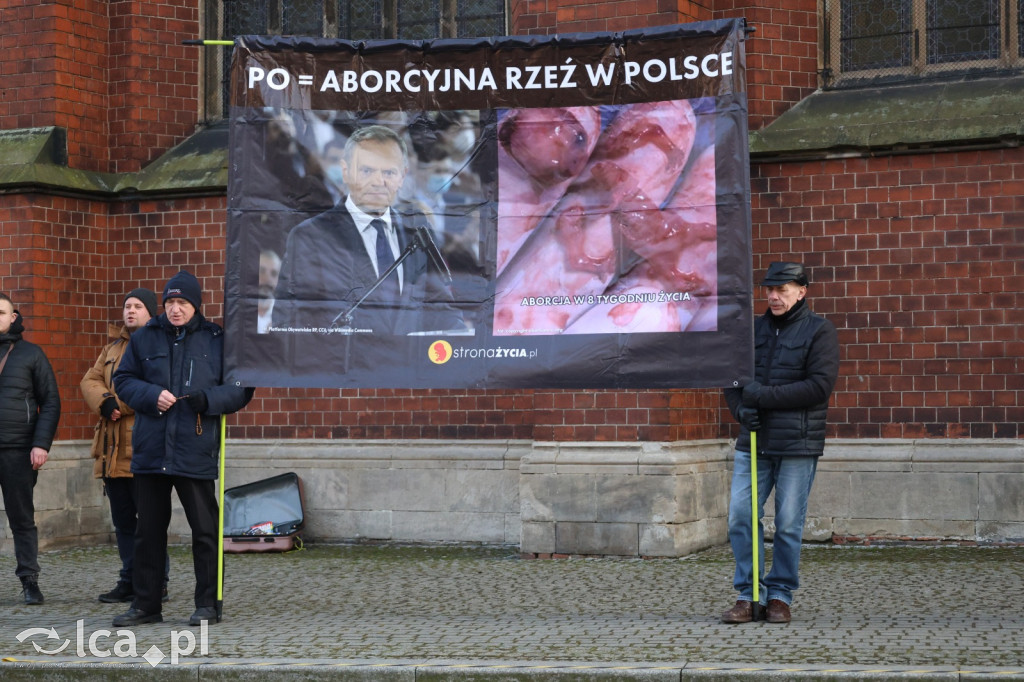 Modlitwa za życie na legnickim rynku