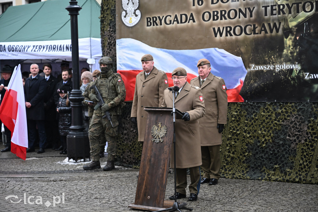 Przysięga żołnierzy 16. DBOT