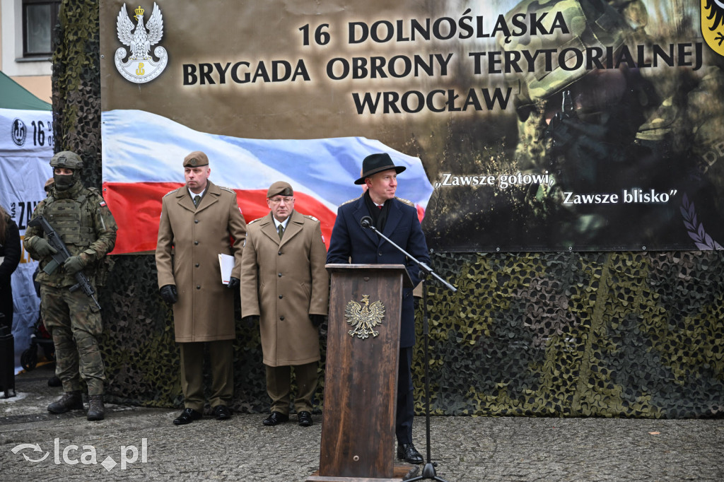 Przysięga żołnierzy 16. DBOT