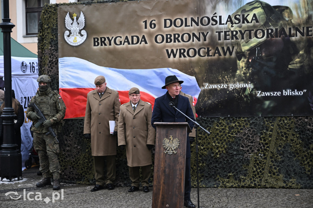 Przysięga żołnierzy 16. DBOT