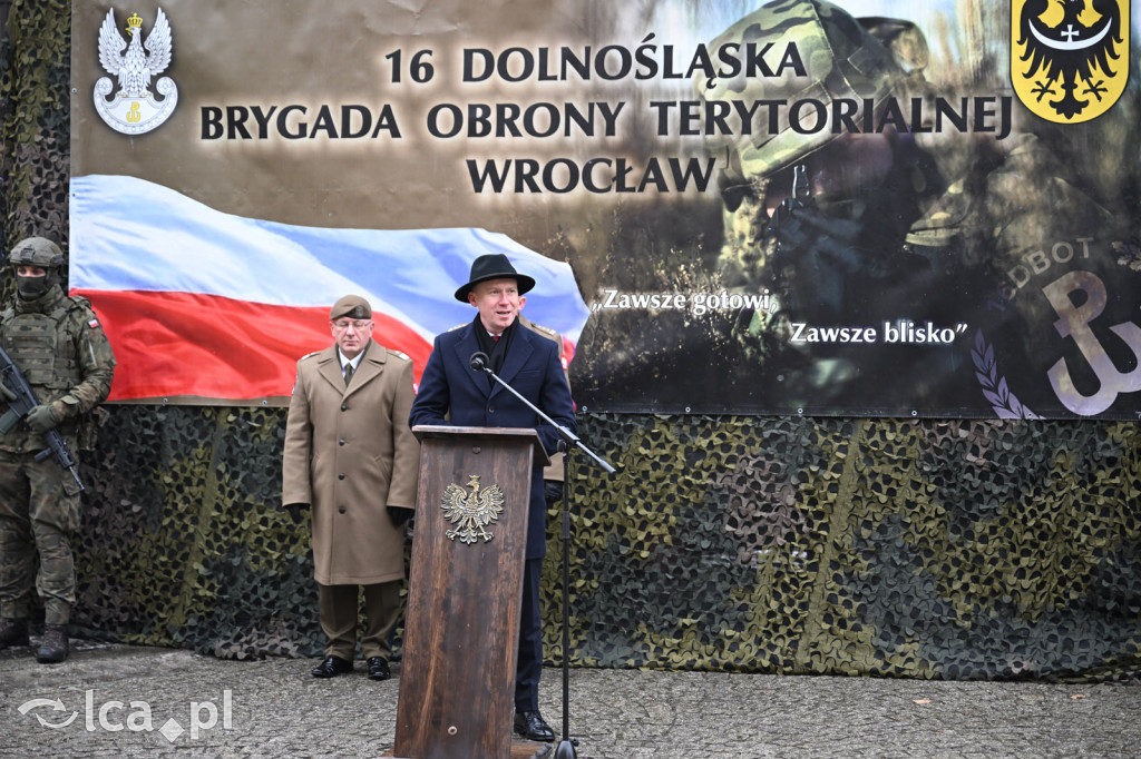 Przysięga żołnierzy 16. DBOT