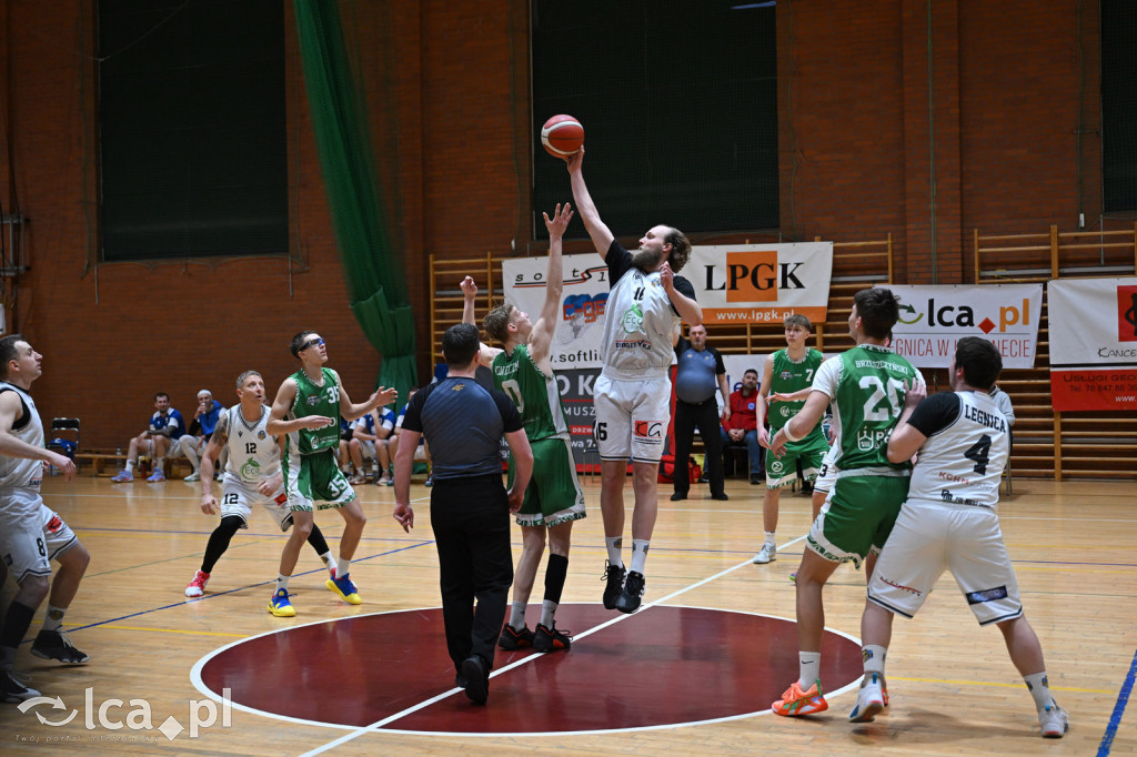  KS Basket Legnica miażdży rywali!