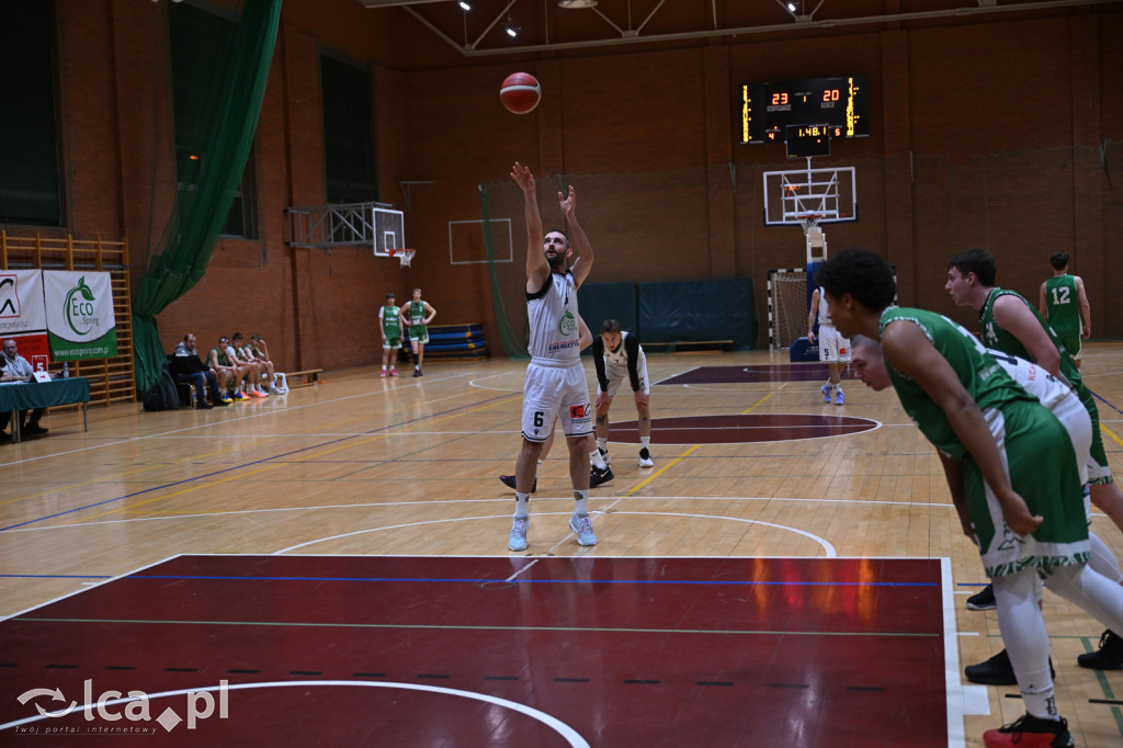  KS Basket Legnica miażdży rywali!