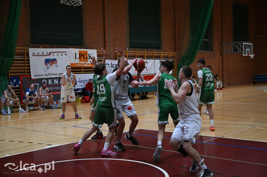  KS Basket Legnica miażdży rywali!