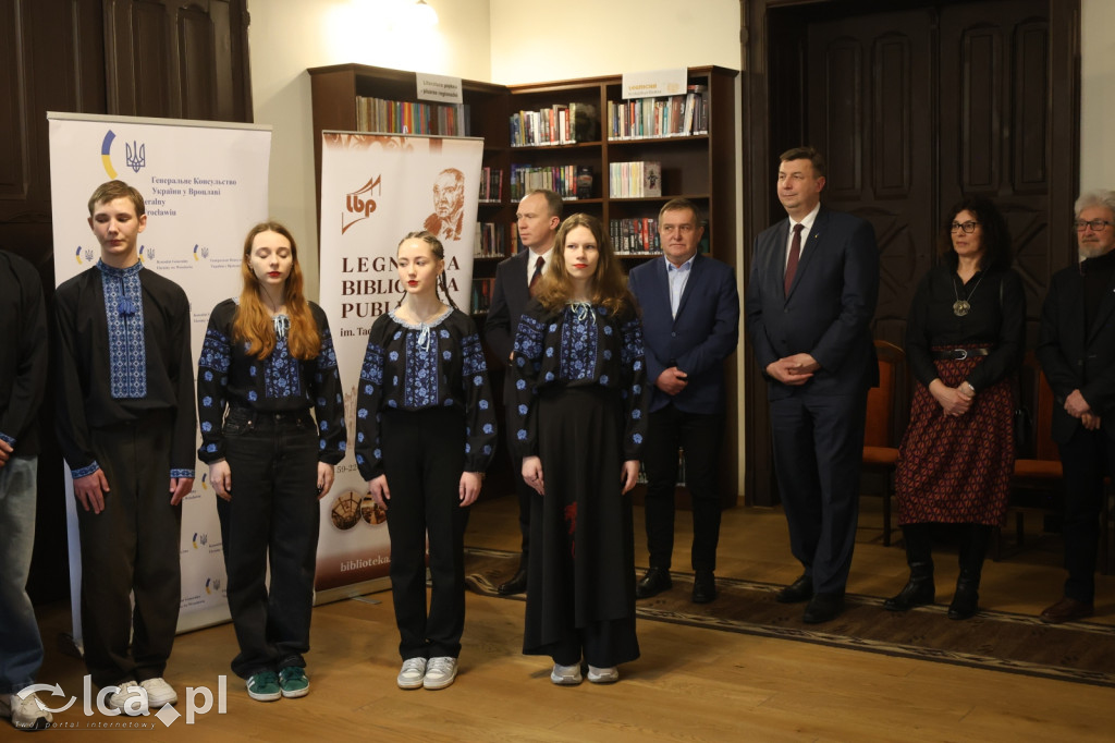 Ukraińska półka z książkami już dostępna w LBP