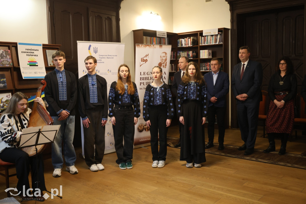 Ukraińska półka z książkami już dostępna w LBP