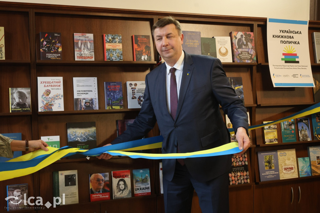 Ukraińska półka z książkami już dostępna w LBP