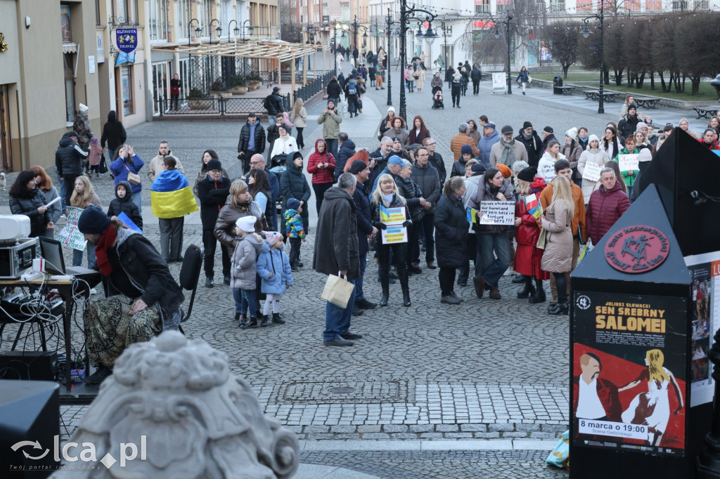 Legniczanie upamiętnili trzecią rocznicę wojny