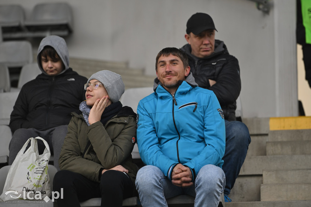 Znajdź się na zdjęciu Miedzi Legnica z Polonią