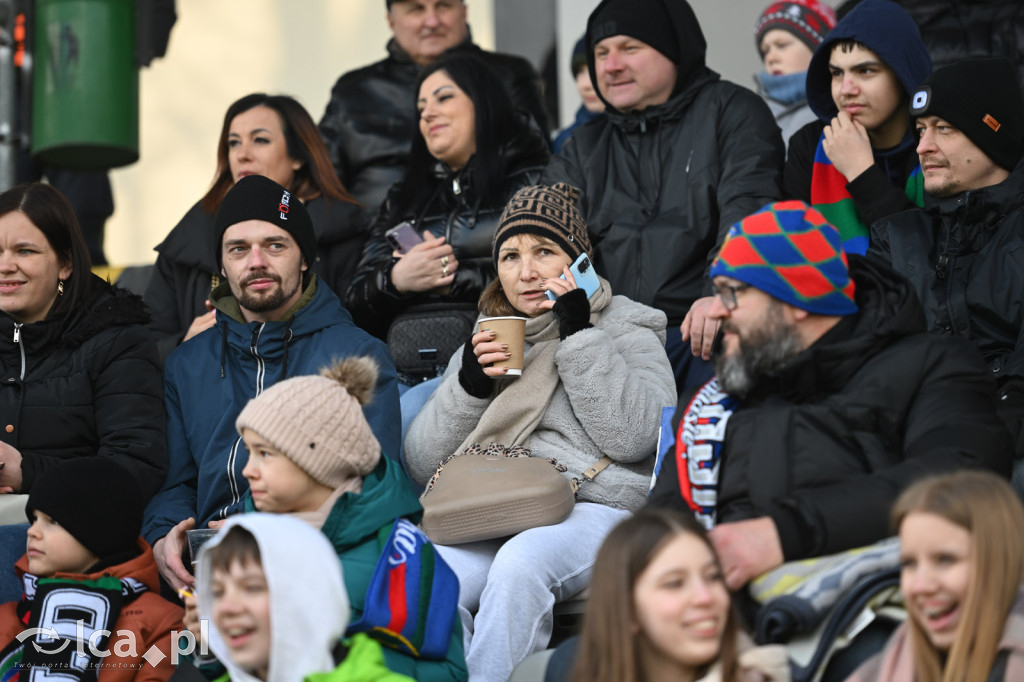 Znajdź się na zdjęciu Miedzi Legnica z Polonią