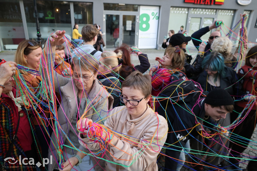 Happening „Tkanie pajęczyny” pełen dobrej energii