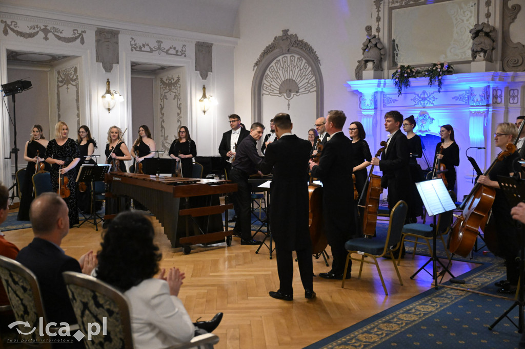 Filharmonia w Królewskiej w rytmach latino