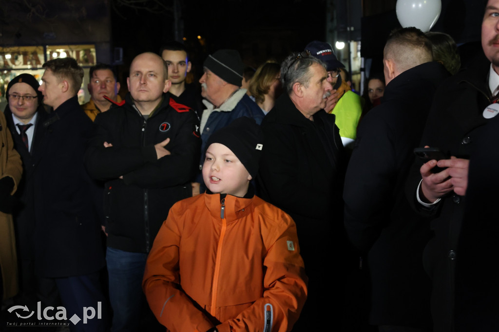 Sławomir Mentzen na wiecu – tłumy na rynku