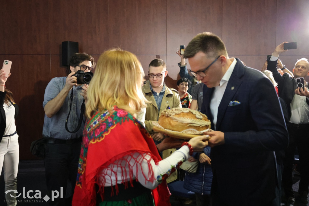 Spotkanie z Szymonem Hołownią w hotelu Qubus