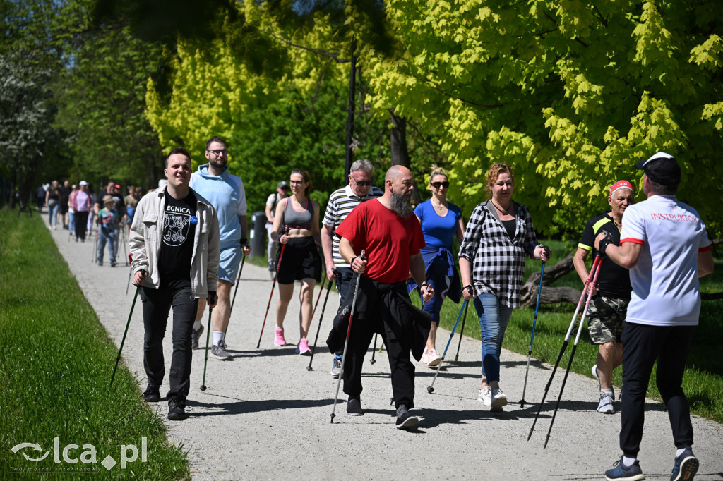 Z kijkami i Drapikami ruszyli przez park