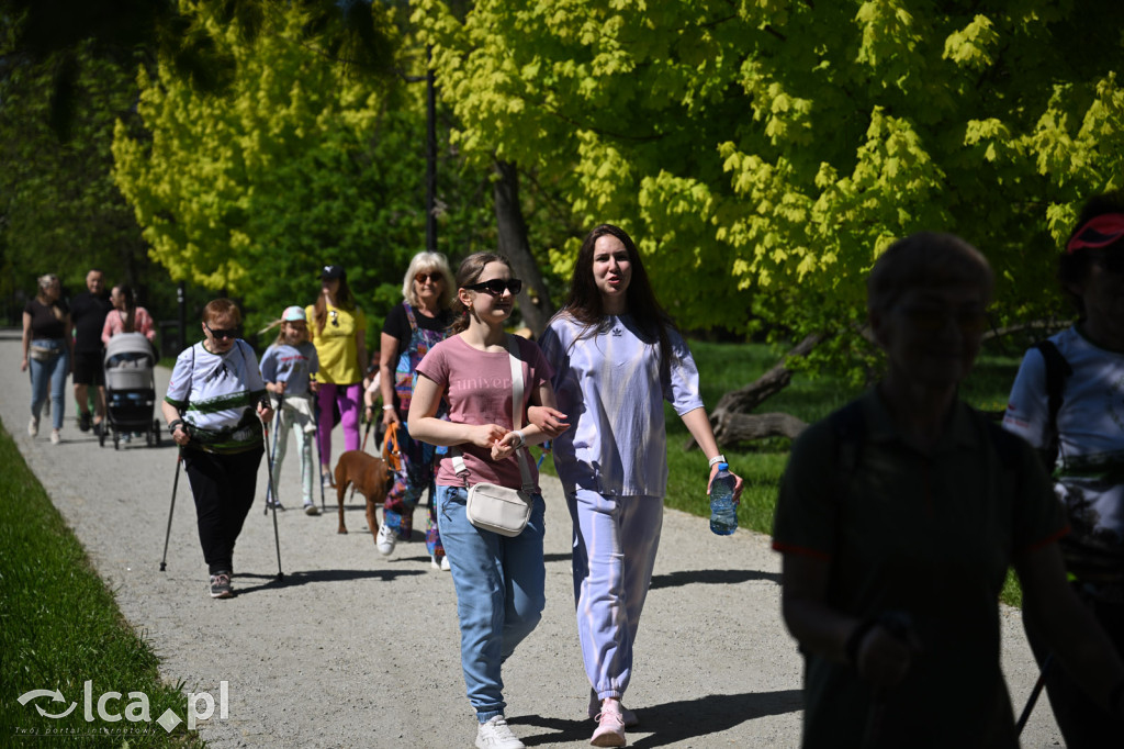 Z kijkami i Drapikami ruszyli przez park