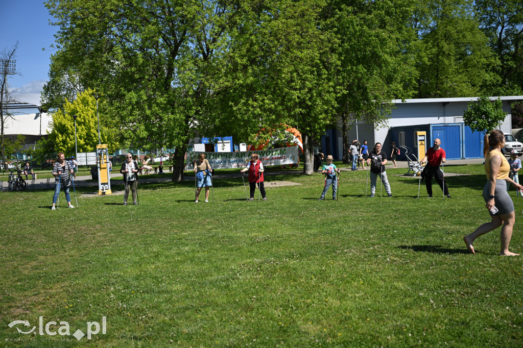 Z kijkami i Drapikami ruszyli przez park