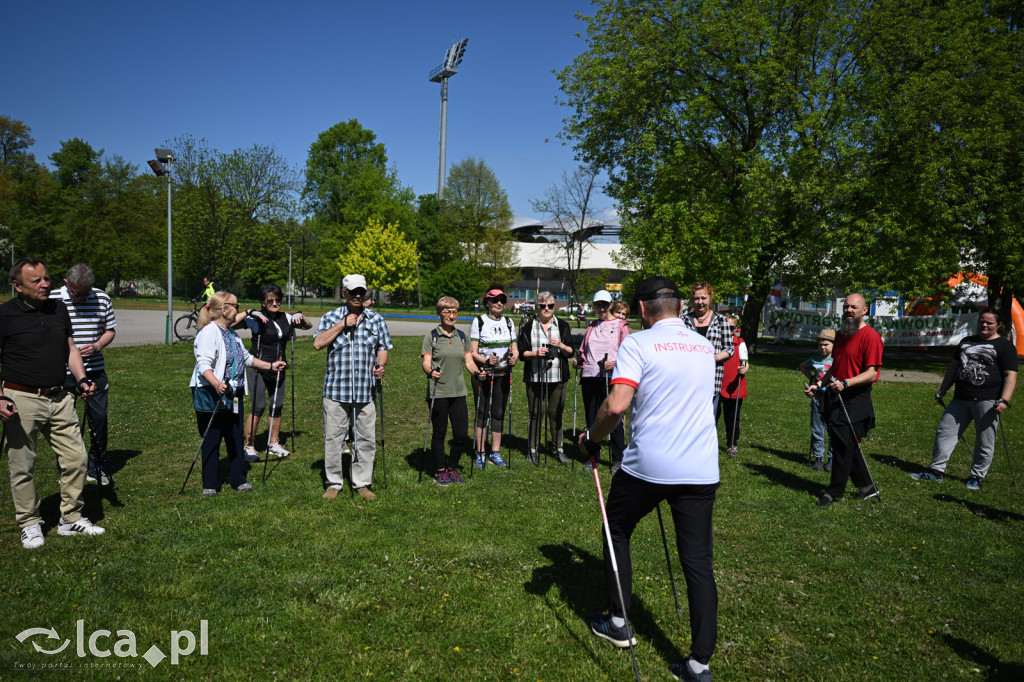Z kijkami i Drapikami ruszyli przez park