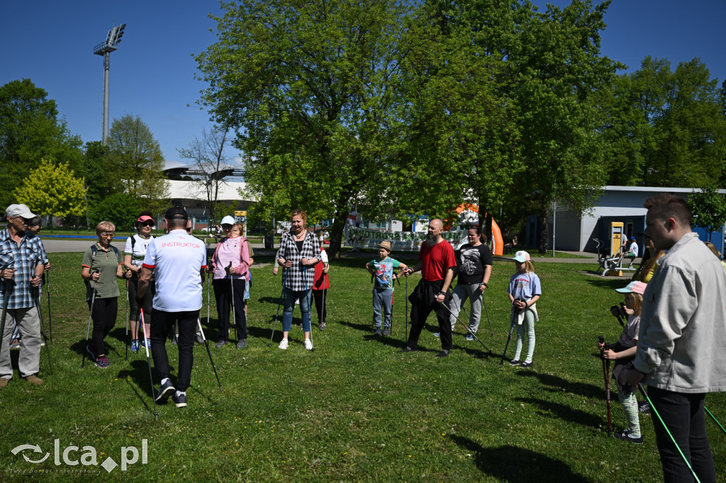 Z kijkami i Drapikami ruszyli przez park