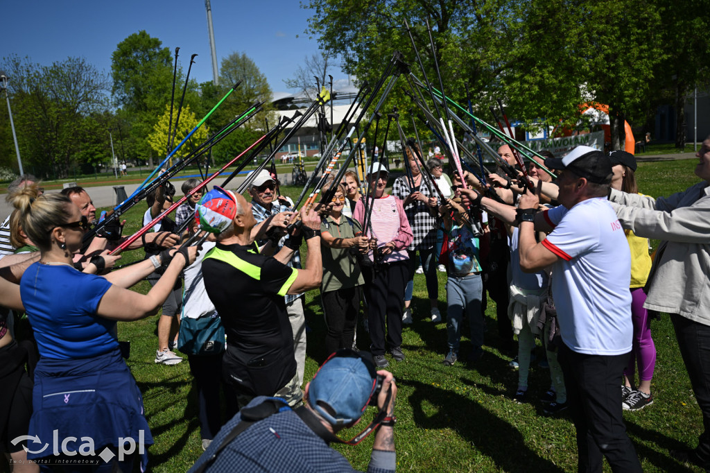 Z kijkami i Drapikami ruszyli przez park