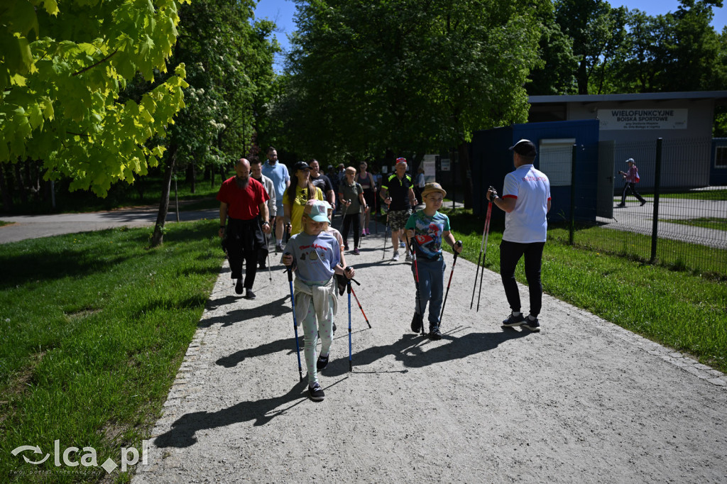 Z kijkami i Drapikami ruszyli przez park