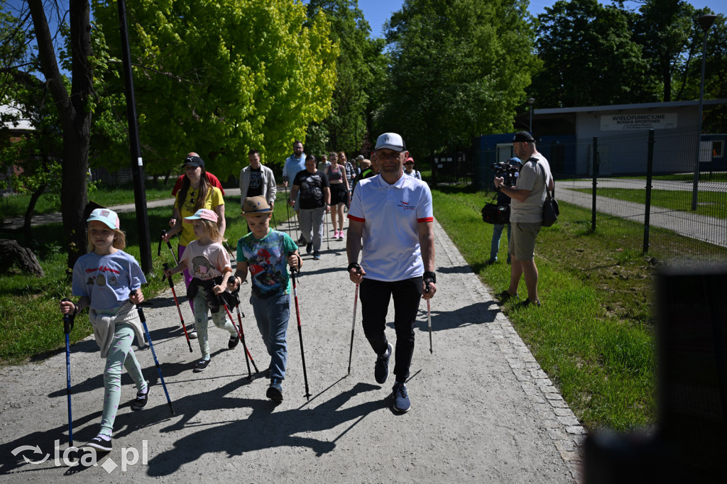 Z kijkami i Drapikami ruszyli przez park