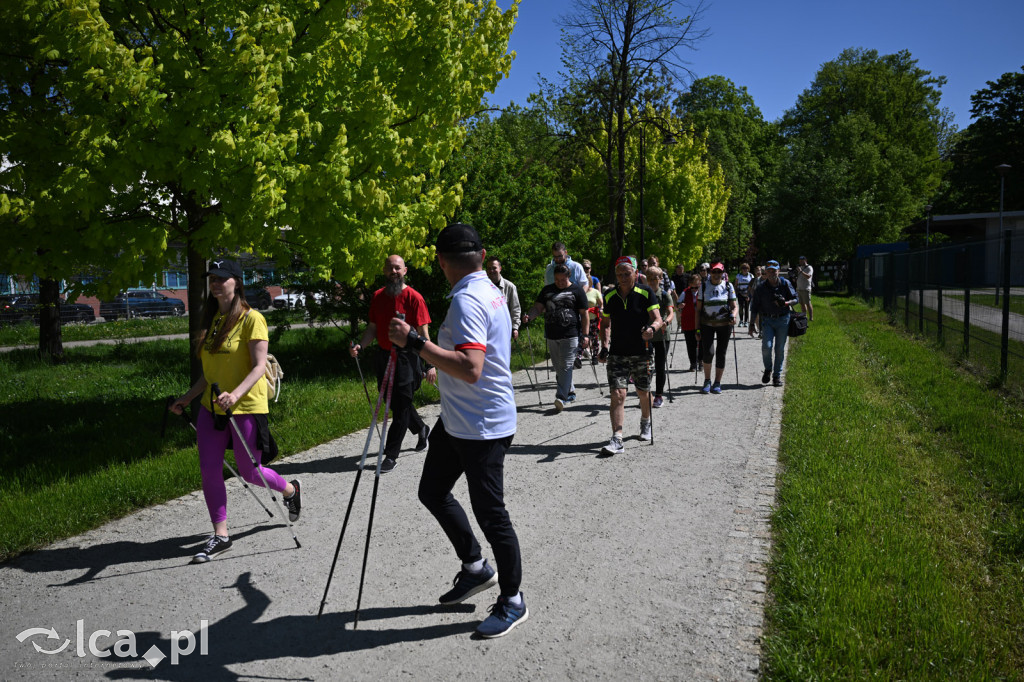 Z kijkami i Drapikami ruszyli przez park
