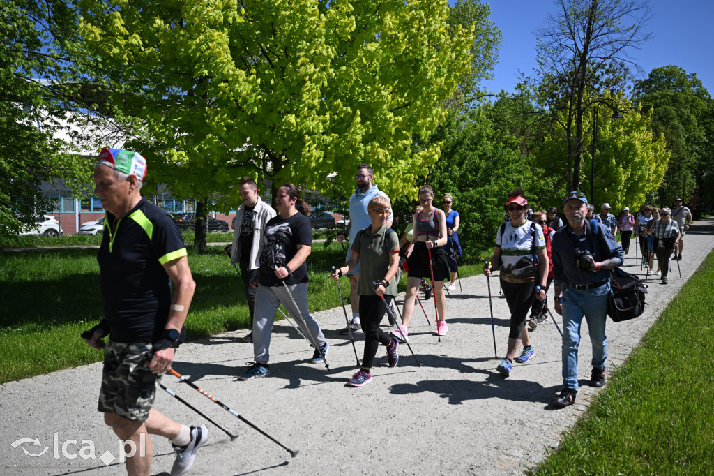 Z kijkami i Drapikami ruszyli przez park