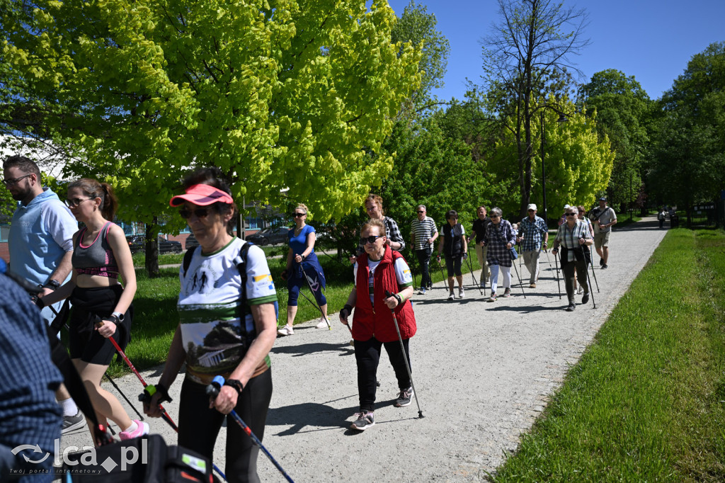 Z kijkami i Drapikami ruszyli przez park