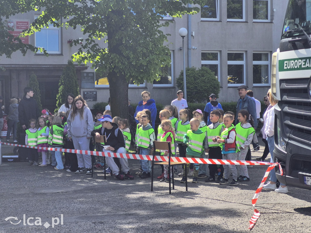 Wielkie ciężarówki i nowoczesny sprzęt